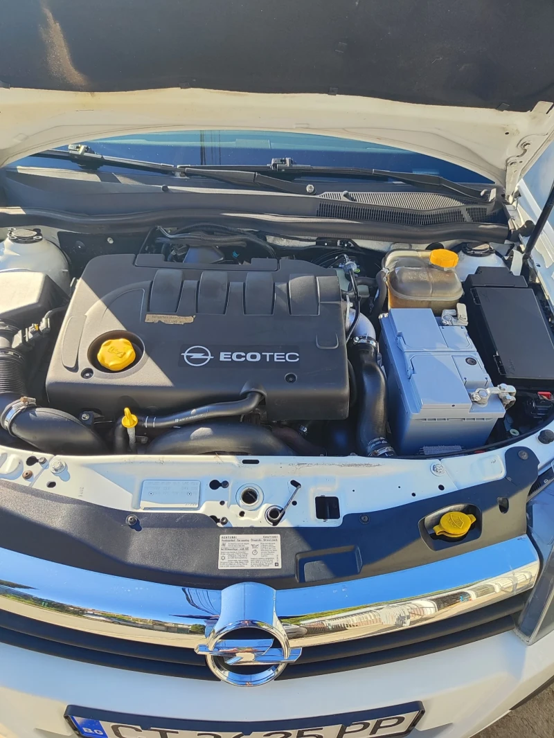 Opel Astra 1.9, снимка 2 - Автомобили и джипове - 52214756