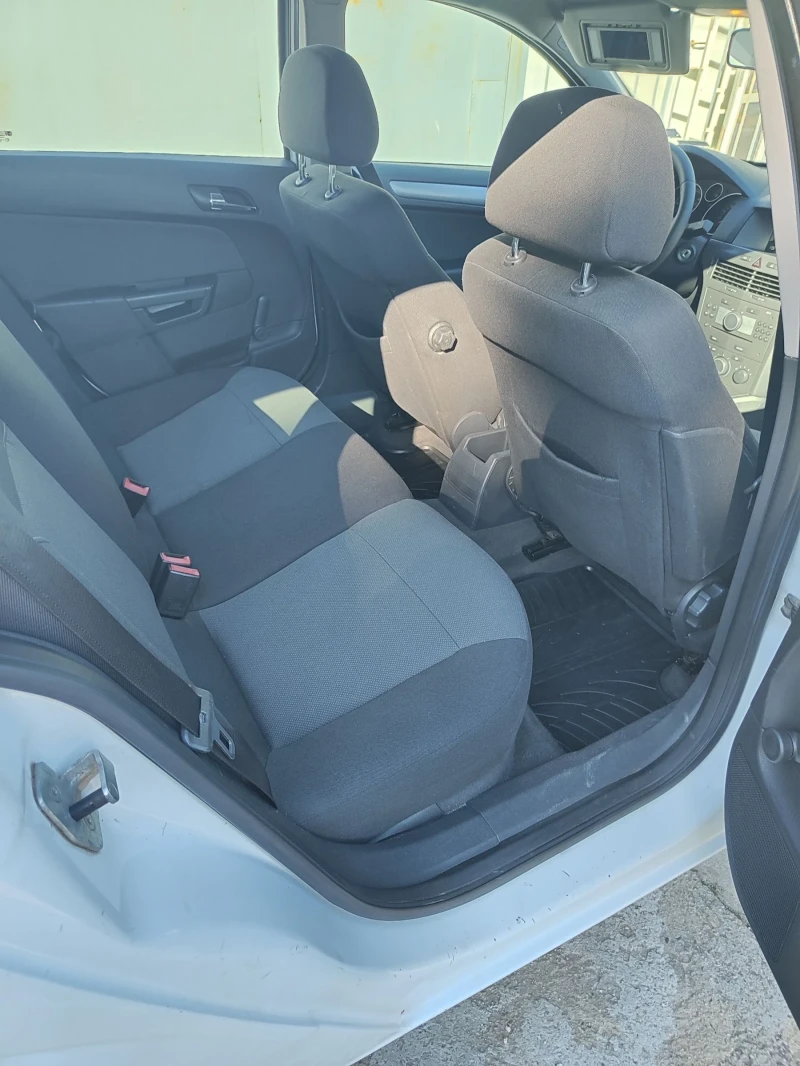 Opel Astra 1.9, снимка 7 - Автомобили и джипове - 52214756