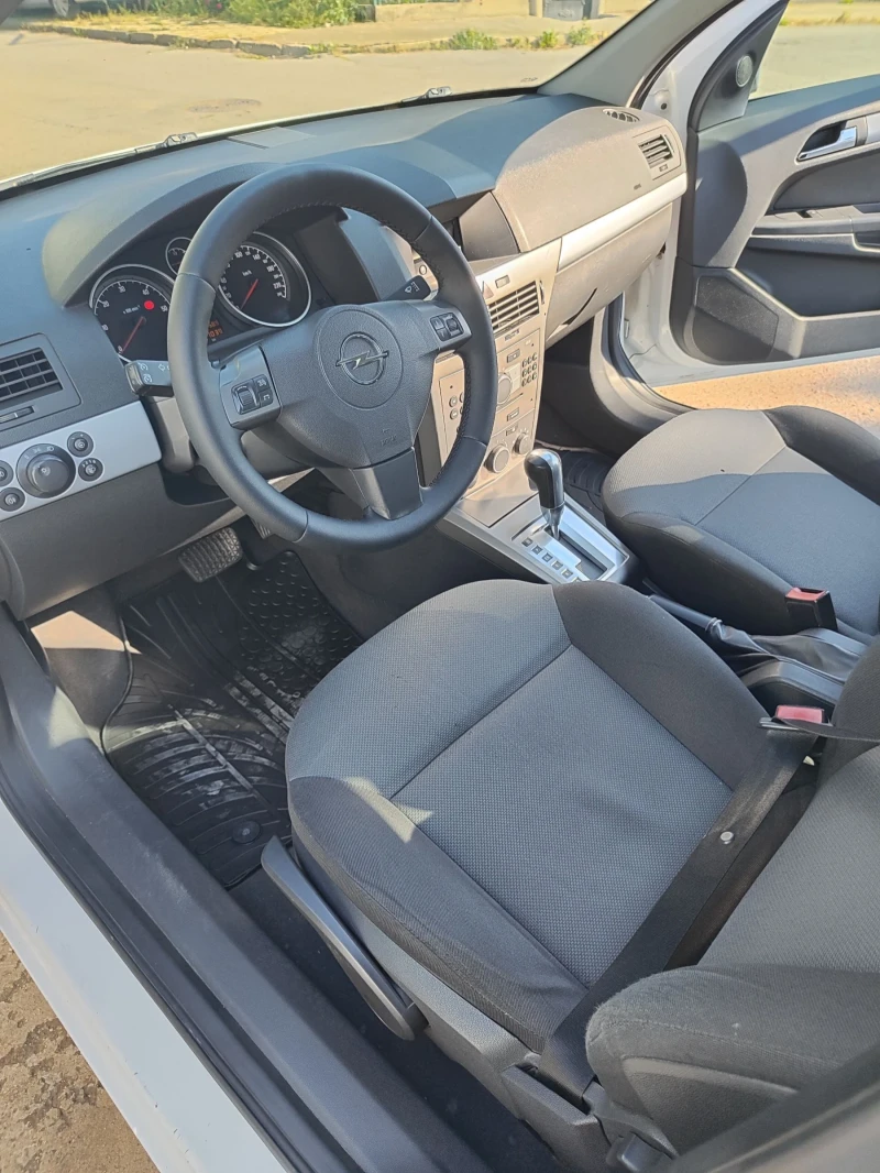 Opel Astra 1.9, снимка 5 - Автомобили и джипове - 52214756