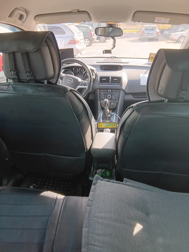 Opel Meriva, снимка 8 - Автомобили и джипове - 52406999