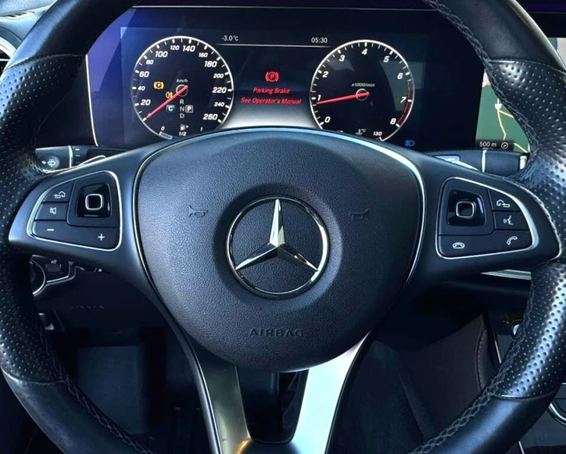 Mercedes-Benz E 300 4MATIC BURMESTER* PANO* ПОДГРЕВ* ОБДУХВАНЕ* CAM* , снимка 11 - Автомобили и джипове - 52837165