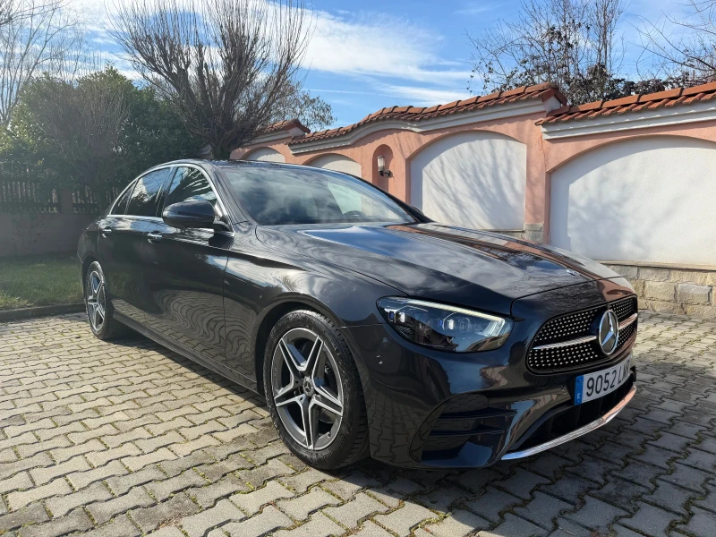 Mercedes-Benz E 220 cdi/AMG/Multibeam/360/Widescreen/Keyless/9G, снимка 3 - Автомобили и джипове - 53290499