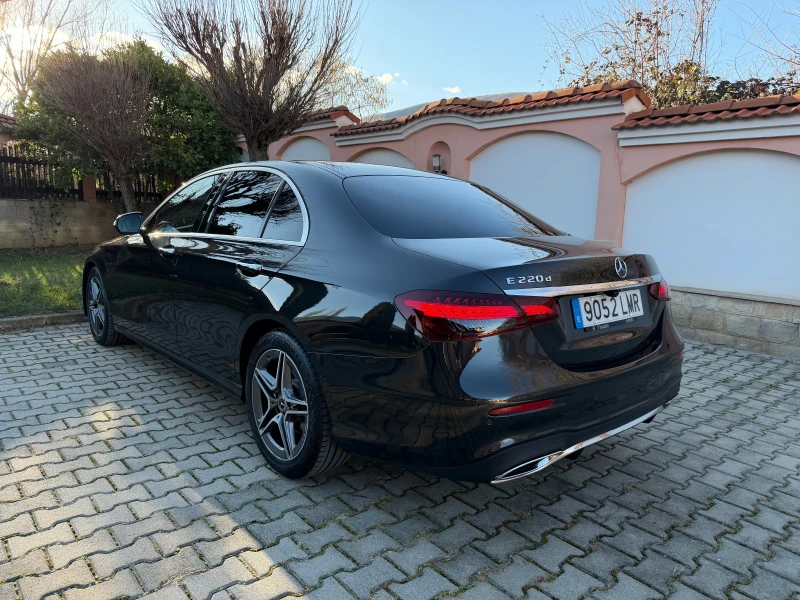 Mercedes-Benz E 220 cdi/AMG/Multibeam/360/Widescreen/Keyless/9G, снимка 4 - Автомобили и джипове - 53044654