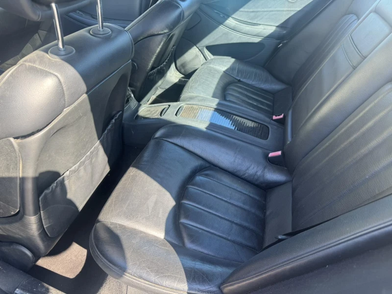 Mercedes-Benz CLS 550 AMG | Подгреви | Памет | Без Инциденти | , снимка 12 - Автомобили и джипове - 53582406