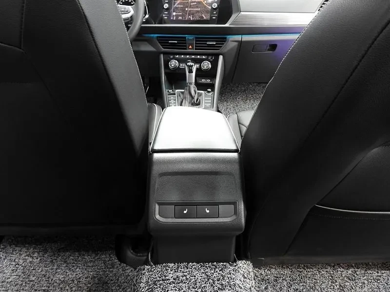 VW Jetta  7Th Generation 1.5 Tsi Prestige, снимка 8 - Автомобили и джипове - 56578789