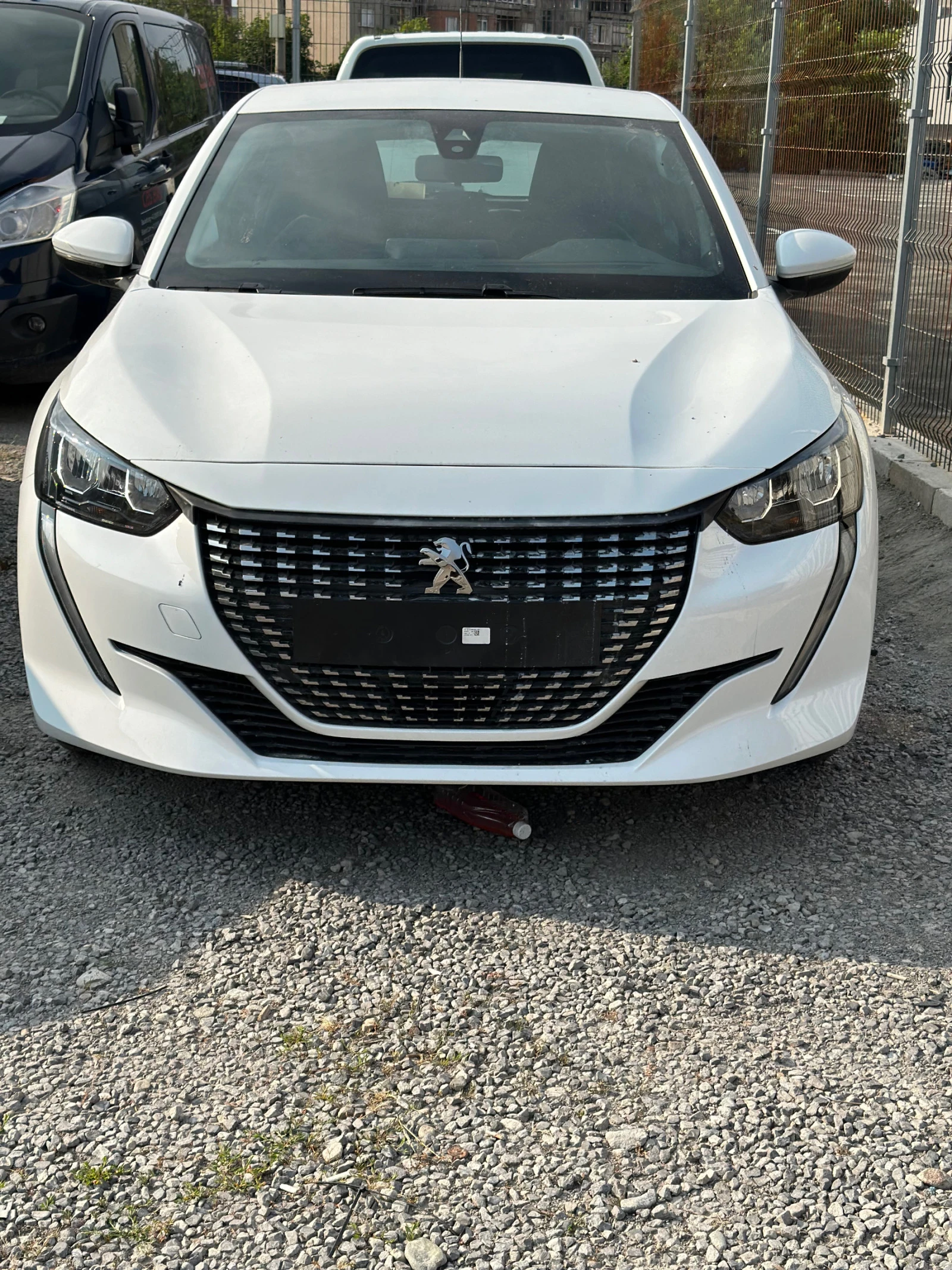 Peugeot 208 1.2 Автоматик, снимка 1