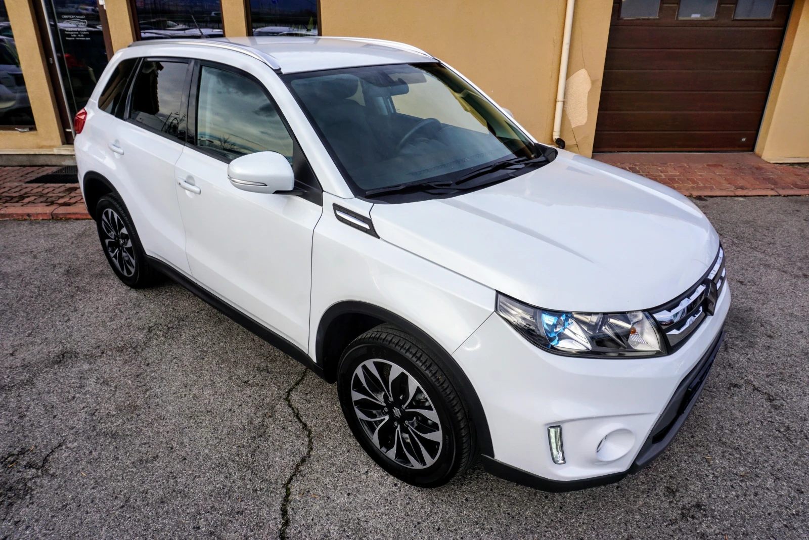 Suzuki Vitara 1.6VVT V-TOP 4WD ALL GRIP - изображение 2