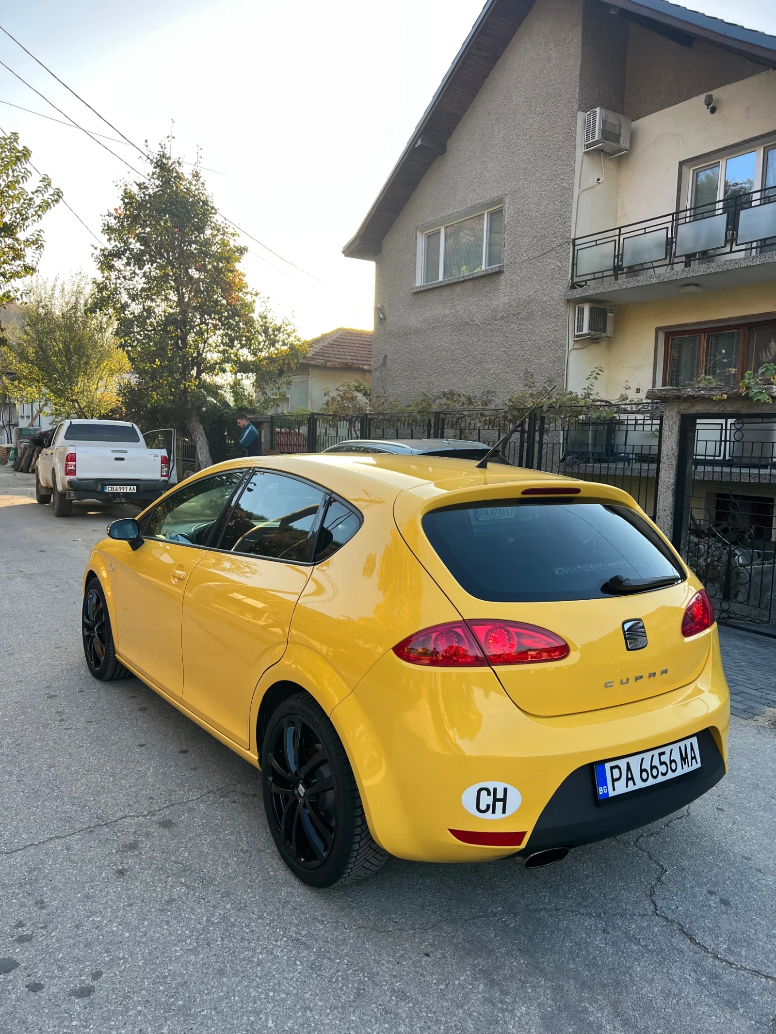 Seat Leon Cupra 2.0 T - изображение 5