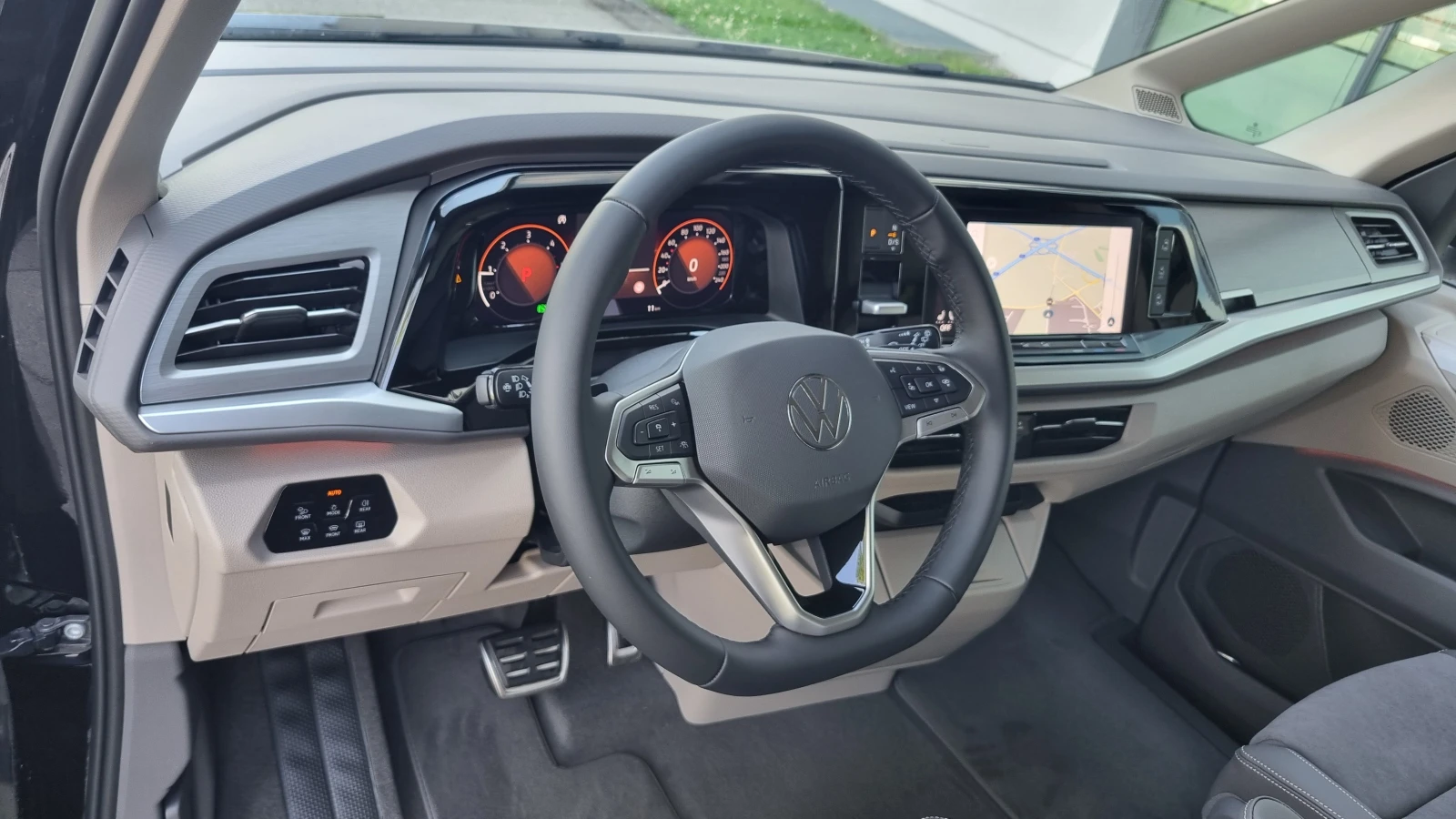 VW Multivan Т7 Style L 2.0 TDI - изображение 10