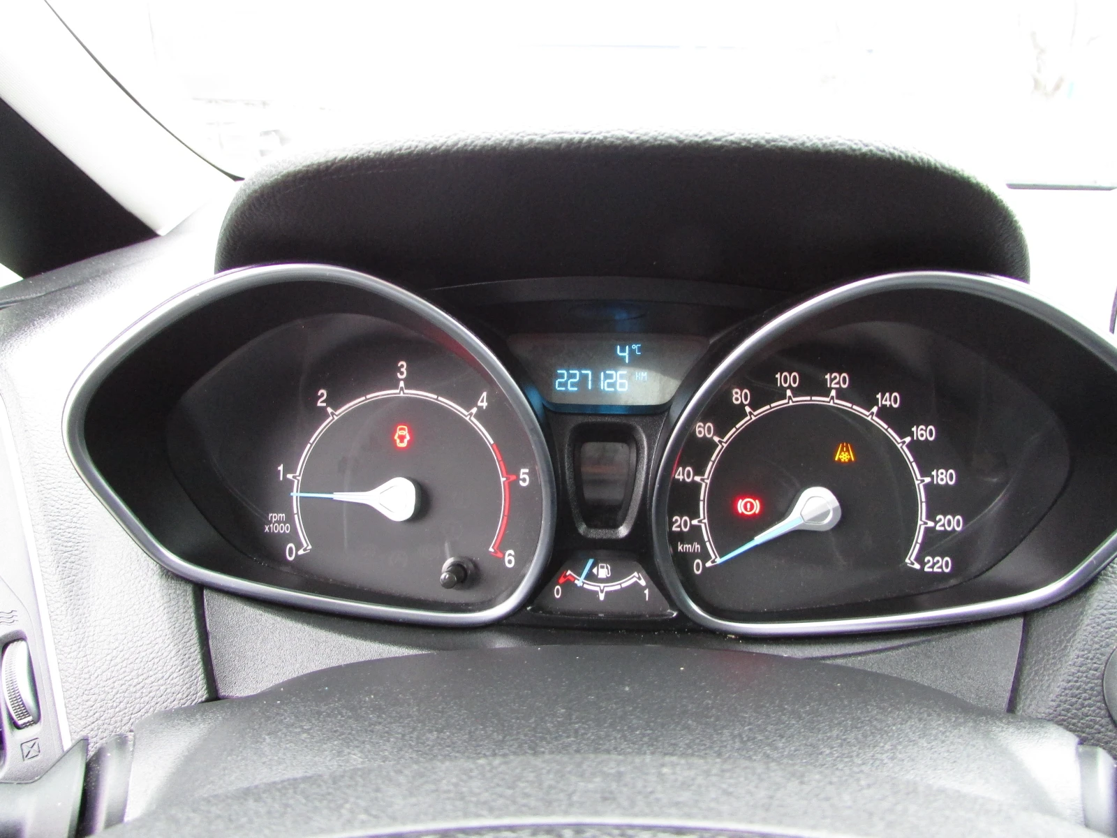 Ford B-Max 1.6TDCI EU5B TITANIUM | Mobile.bg   14