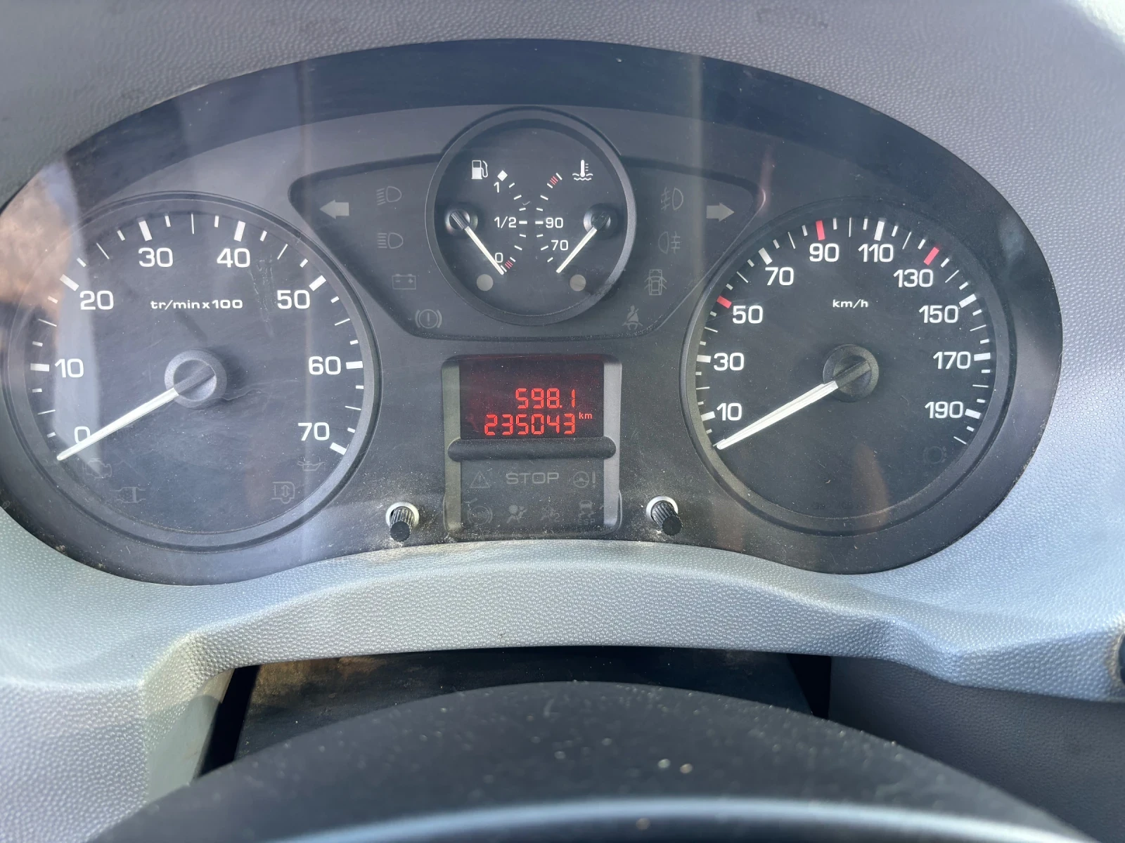 Fiat Scudo 1.6 HDI клима 90кс - изображение 9