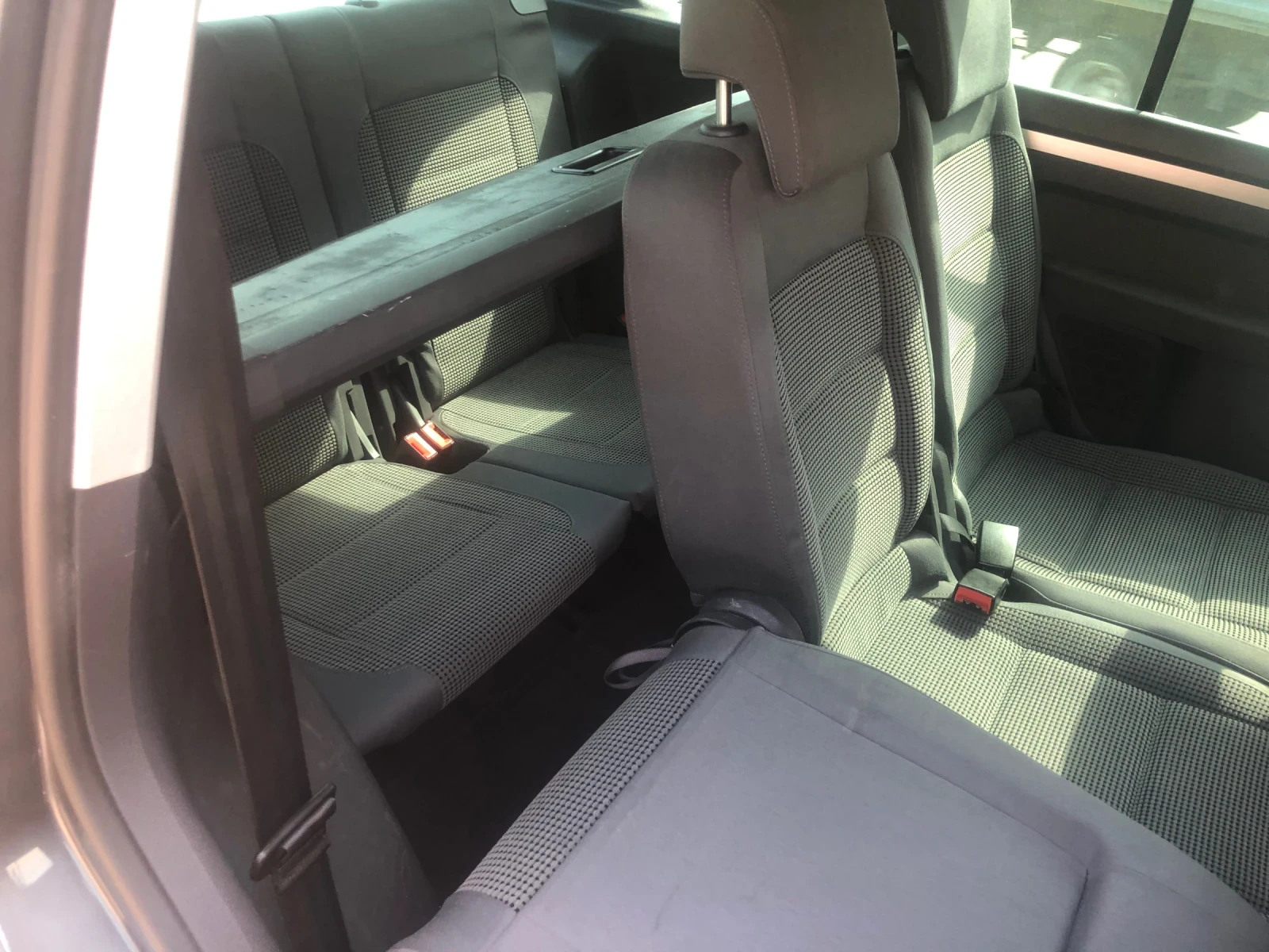 VW Touran  - изображение 9
