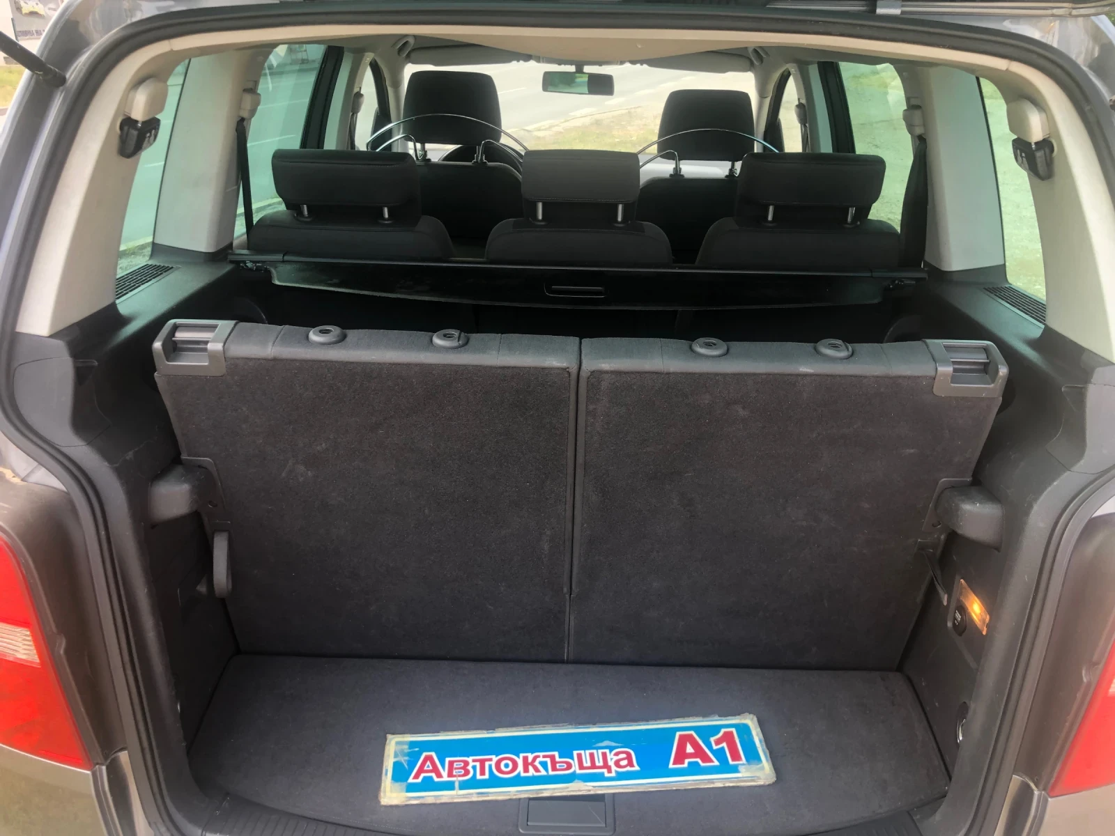 VW Touran  - изображение 7