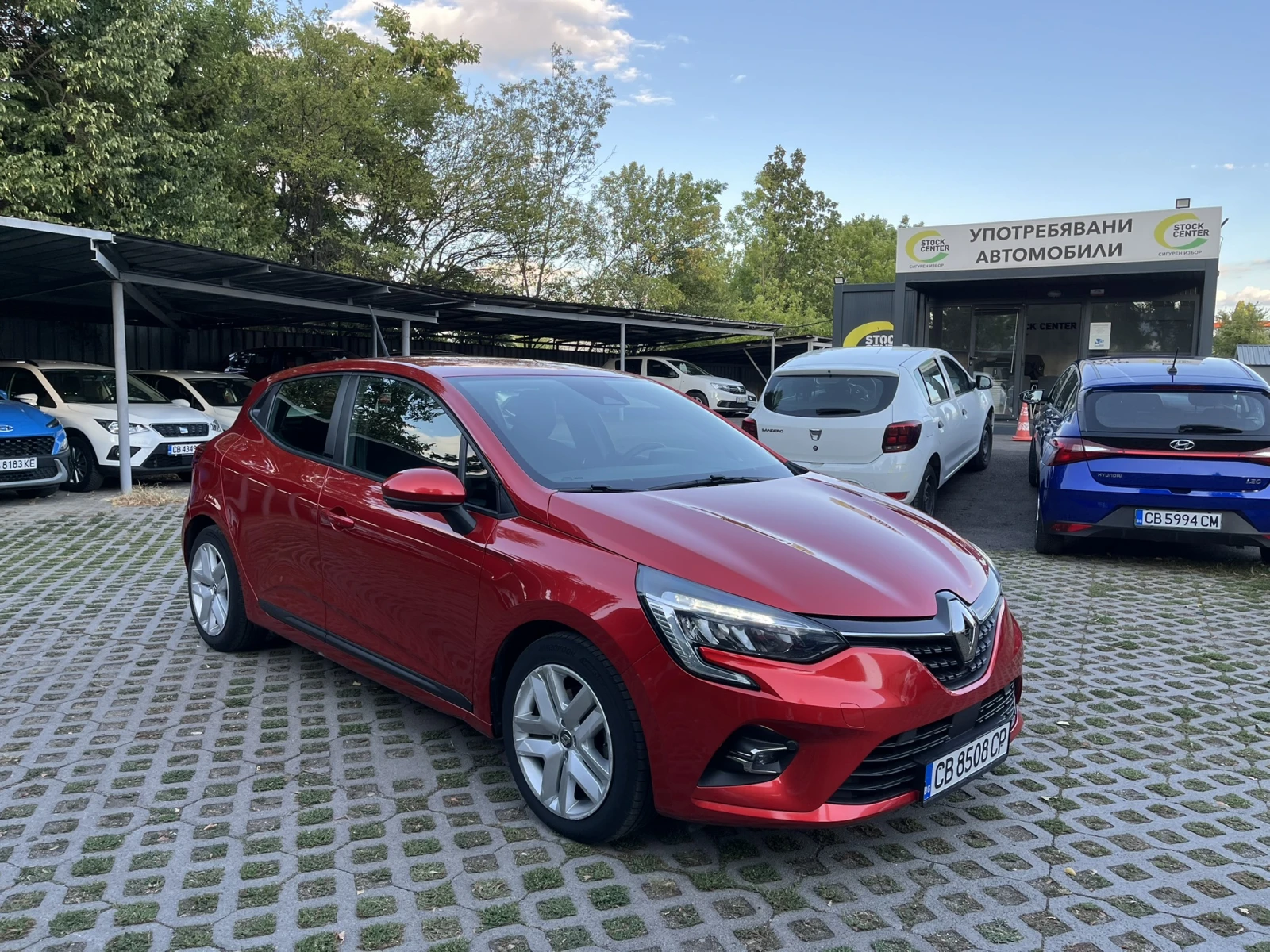 Renault Clio 1.6 E-Tech Hybrid Automatic - изображение 3