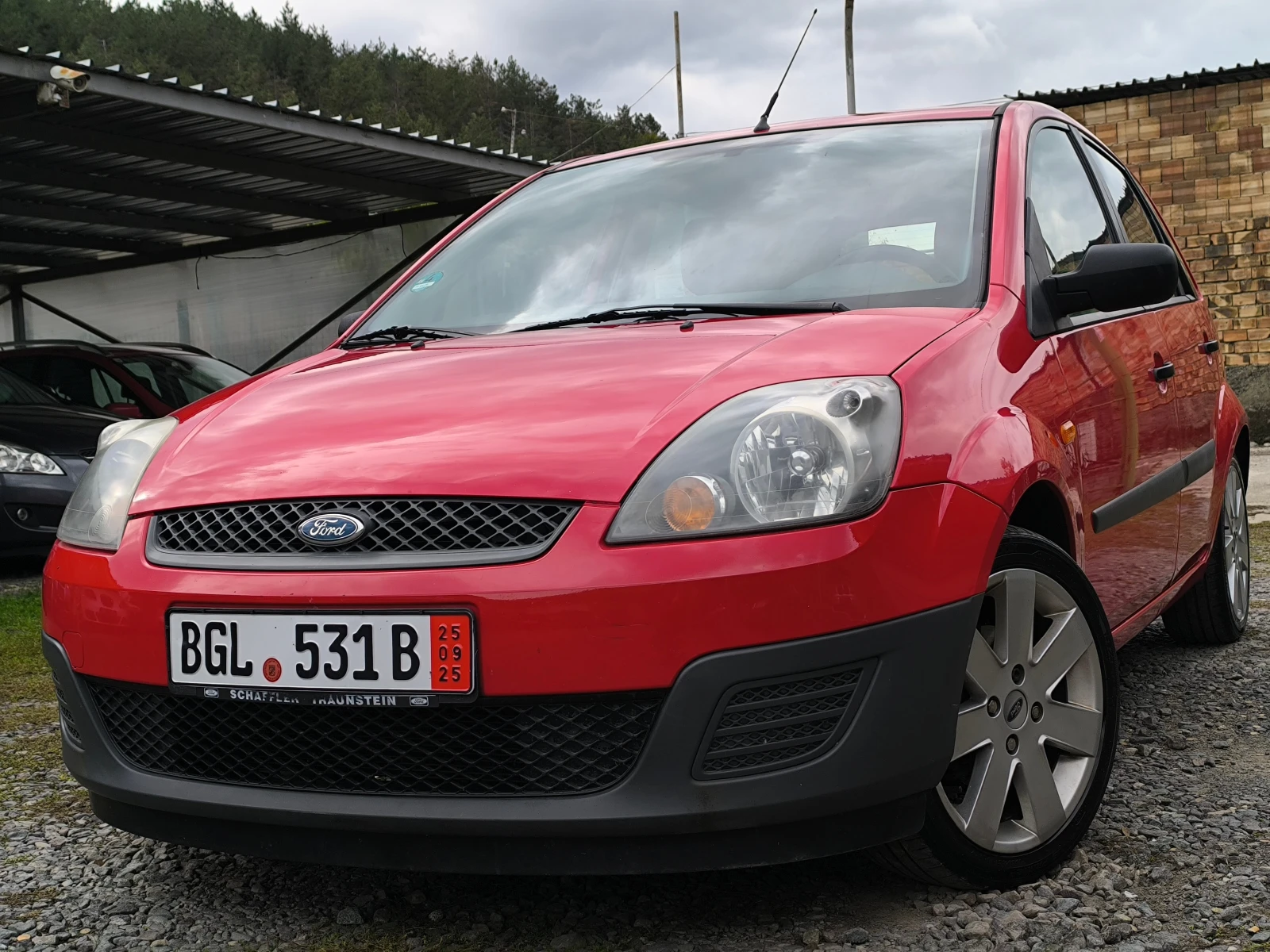 Ford Fiesta FACE LIFT-1.4i-80кс(4-цилиндъра)-КЛИМАТИК- - изображение 7