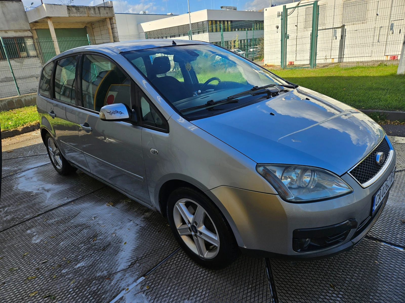 Ford C-max 2.0+ КЛИМАТИК+ ПОДГРЕВ+ ВСИЧКО ПЛАТЕНО+ НОВИ ГУМИ+ | Mobile.bg — изображение 4