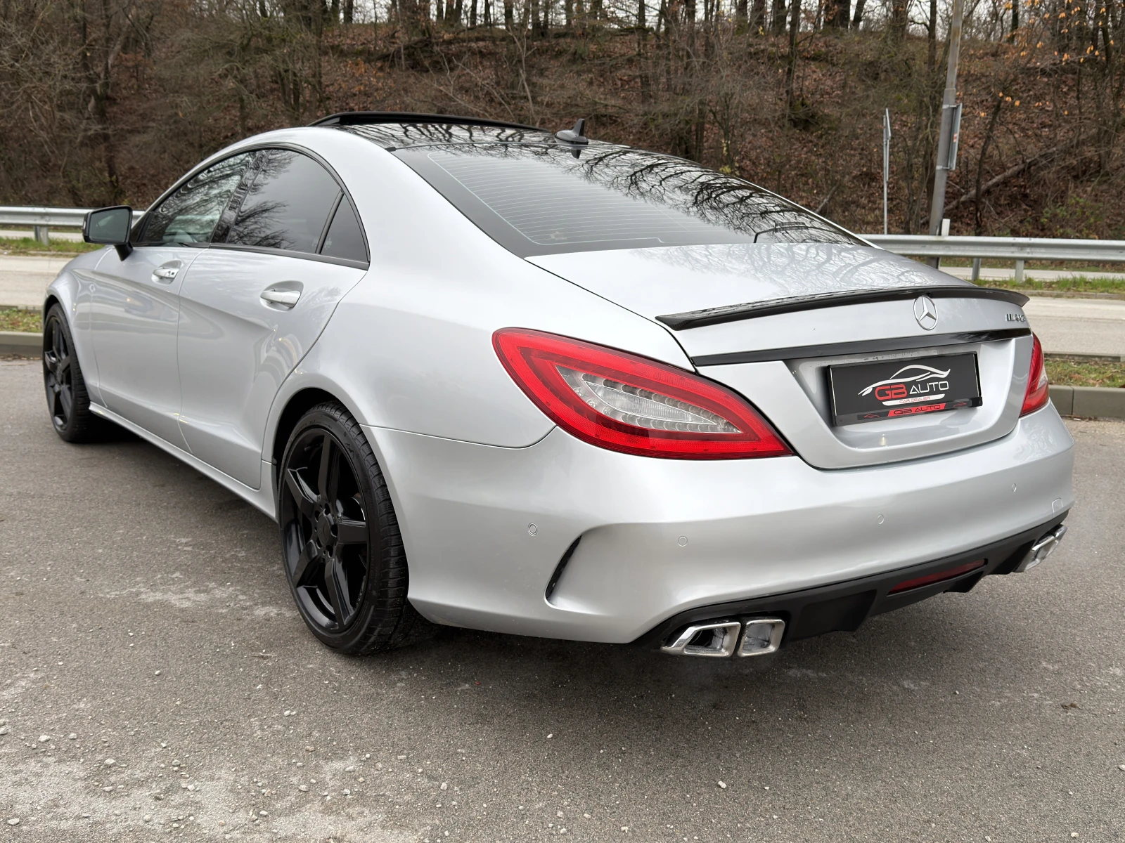 Mercedes-Benz CLS 350 * AMG LINE*  - изображение 3