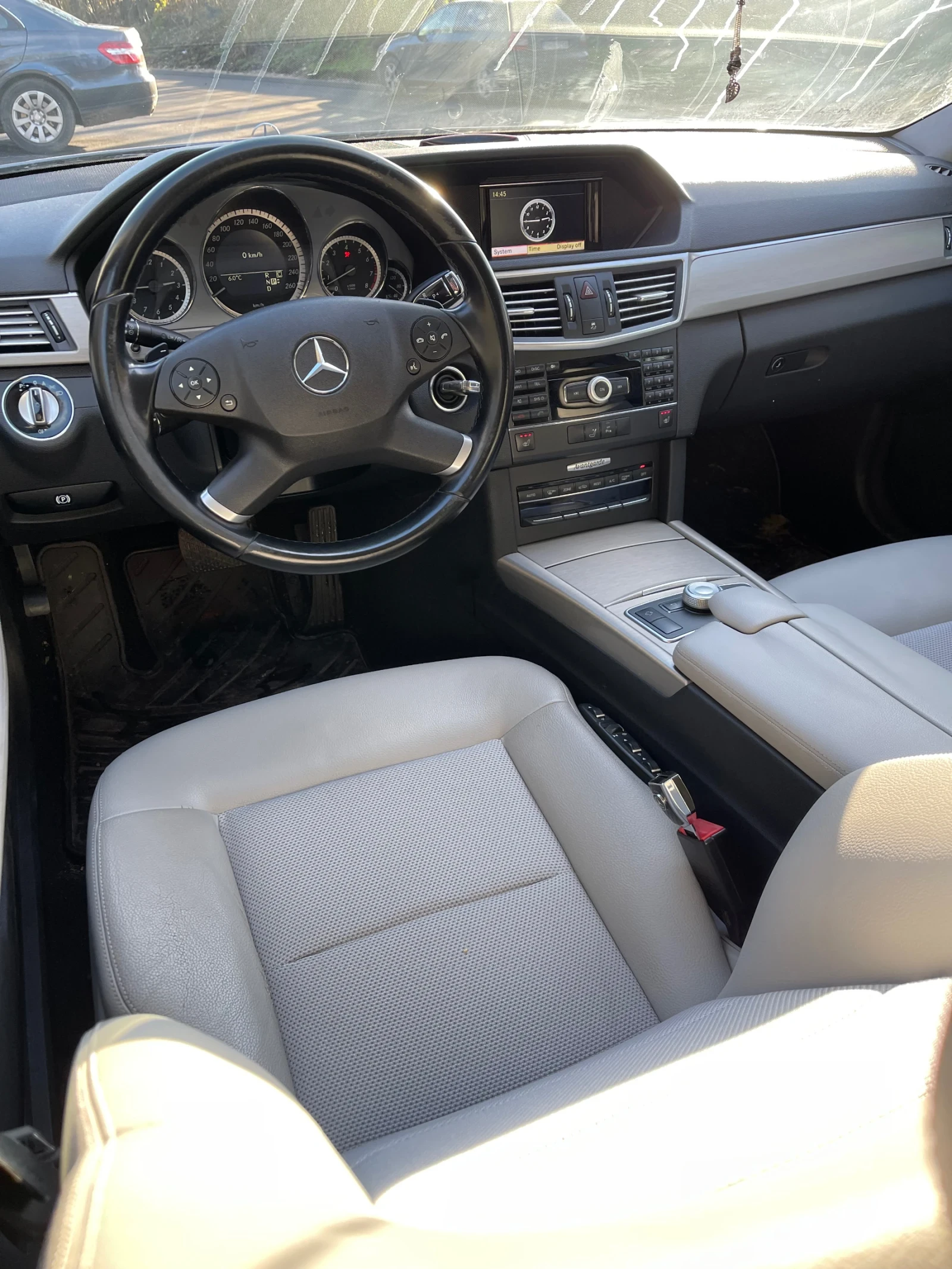 Mercedes-Benz E 350 AVANTGARDE / ����� ���������� / 14 ������ �������  | Mobile.bg � ����������� 9