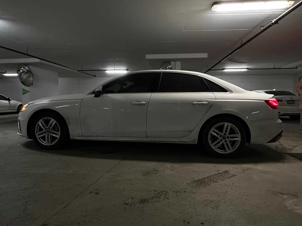 Audi A4 * Progressiv * CARFAX * ���� �� �� | Mobile.bg � ����������� 2