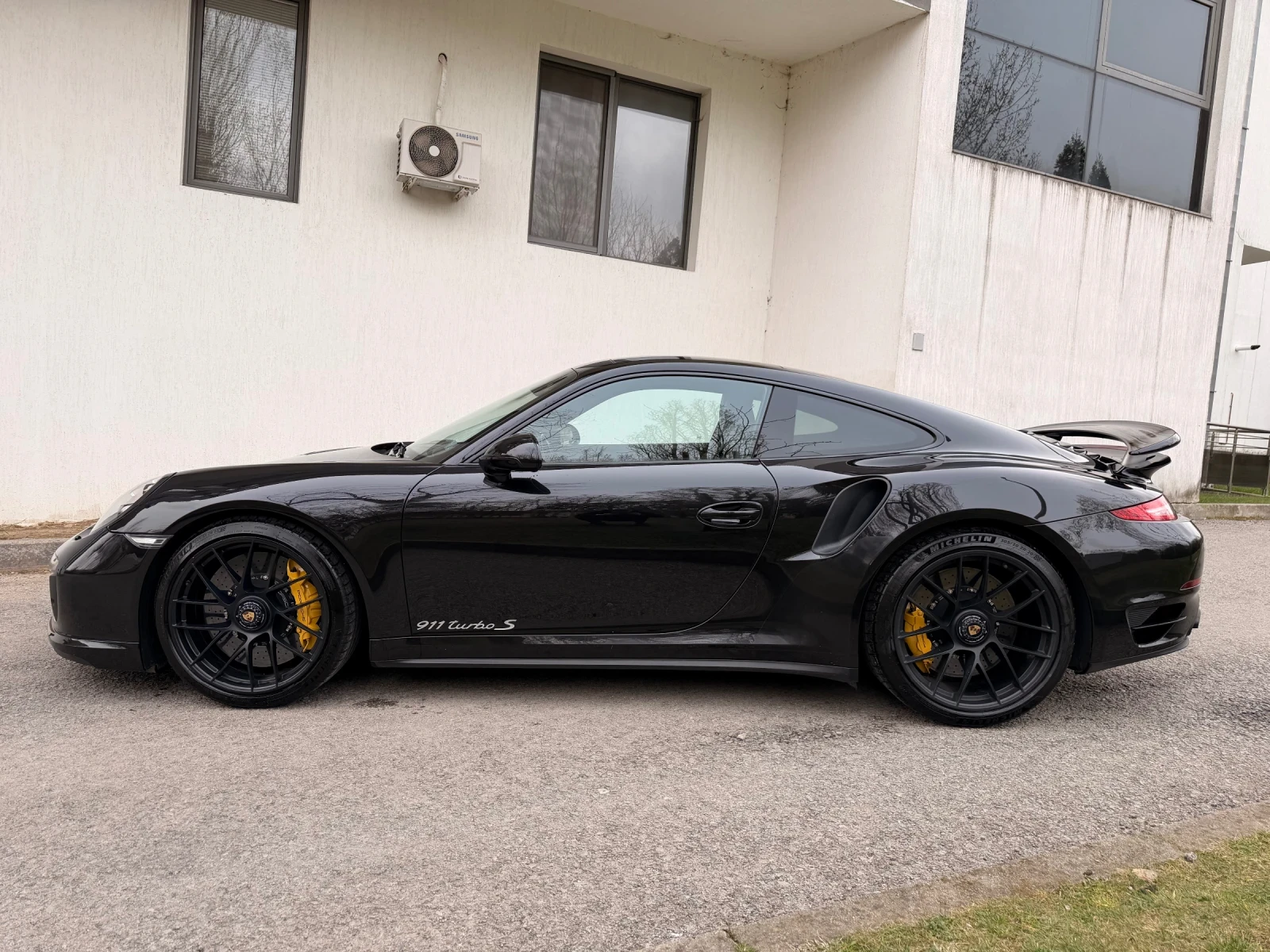 Porsche 911 TURBO S / CERAMIC , снимка 4 - Автомобили и джипове - 53928734