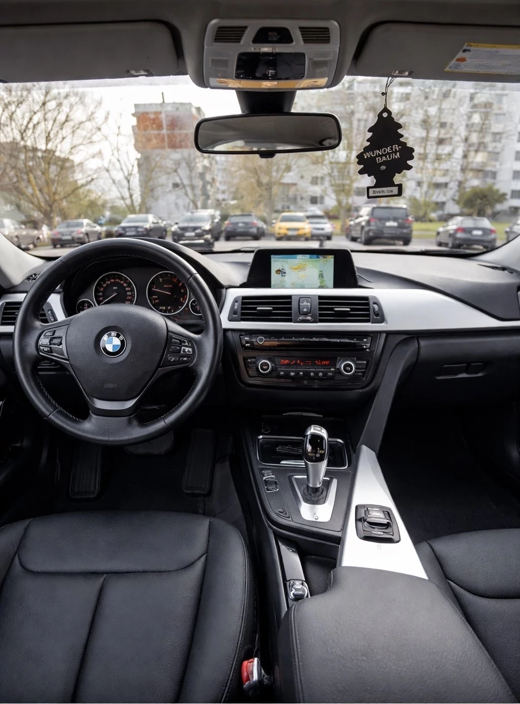 BMW 320 2.0, снимка 3 - Автомобили и джипове - 54263838