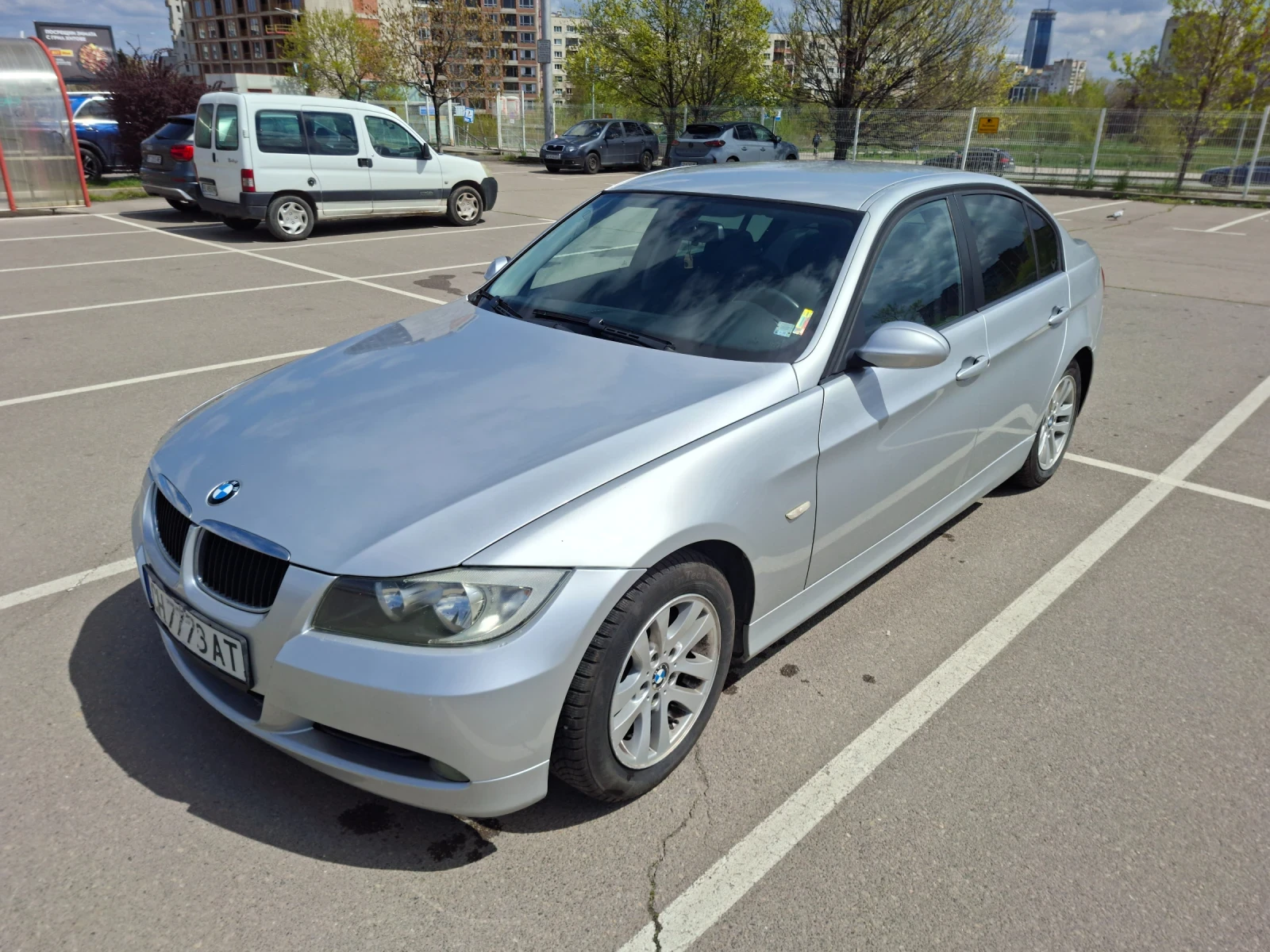 BMW 318 Е90, снимка 2 - Автомобили и джипове - 54293819