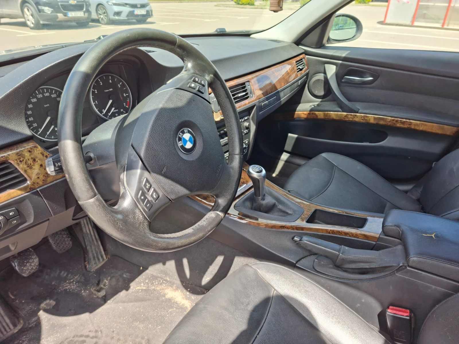 BMW 318 Е90, снимка 7 - Автомобили и джипове - 54293819