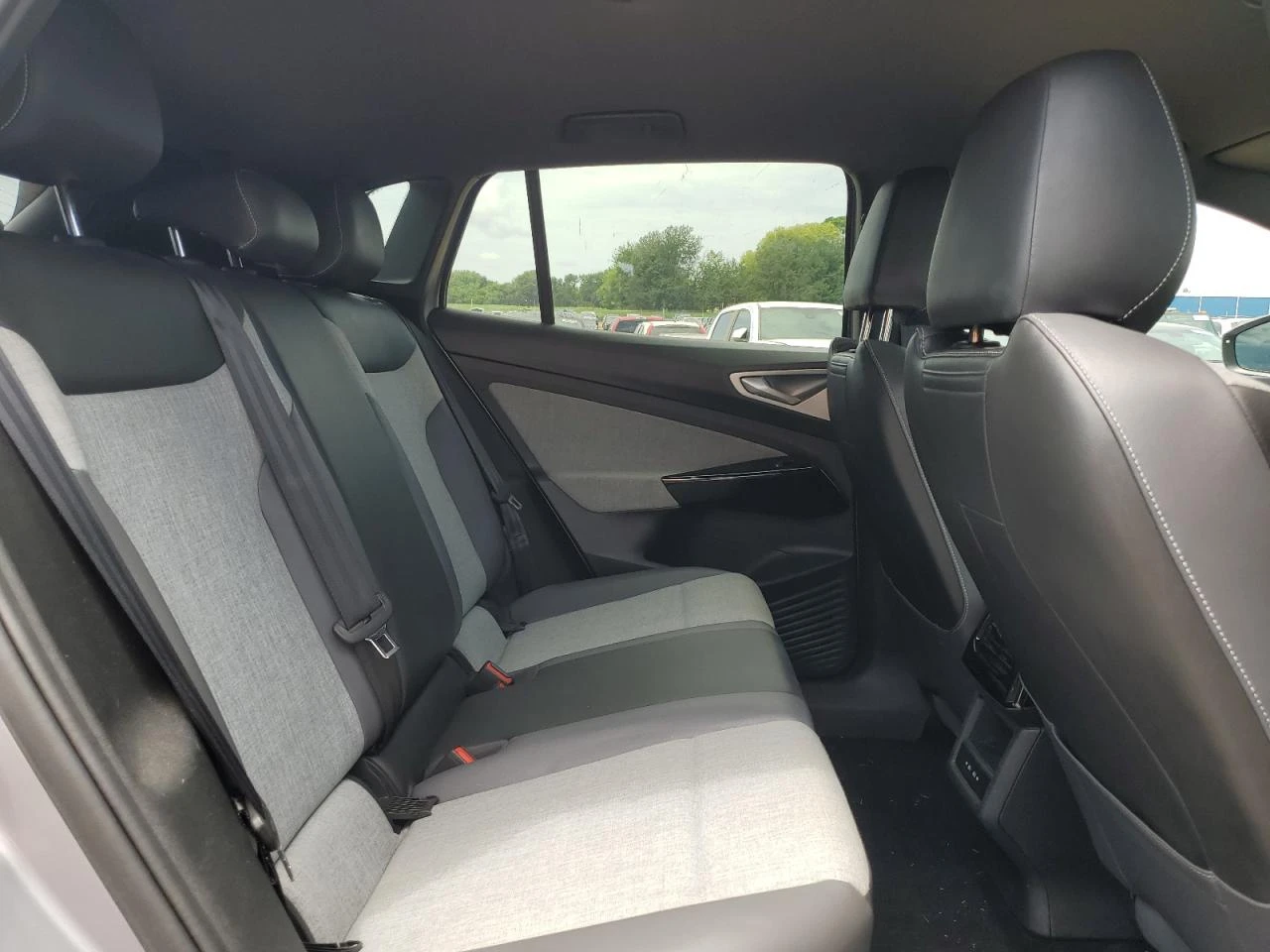 VW ID.4 Standard RWD, снимка 11 - Автомобили и джипове - 54348259