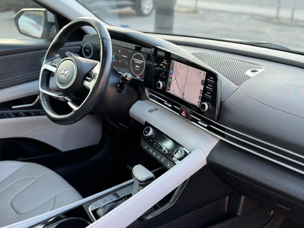 Hyundai Elantra Ultimate Hybrid | Clean Carfax| Two-Tone Interior | Mobile.bg � ����������� 16