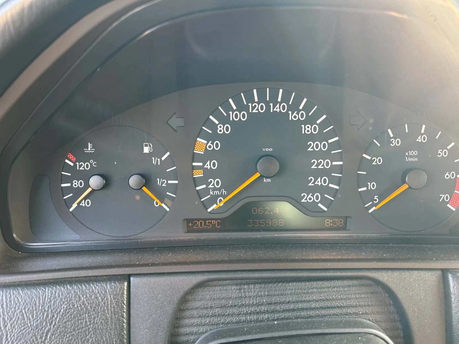 Mercedes-Benz E 430, снимка 8 - Автомобили и джипове - 54829565