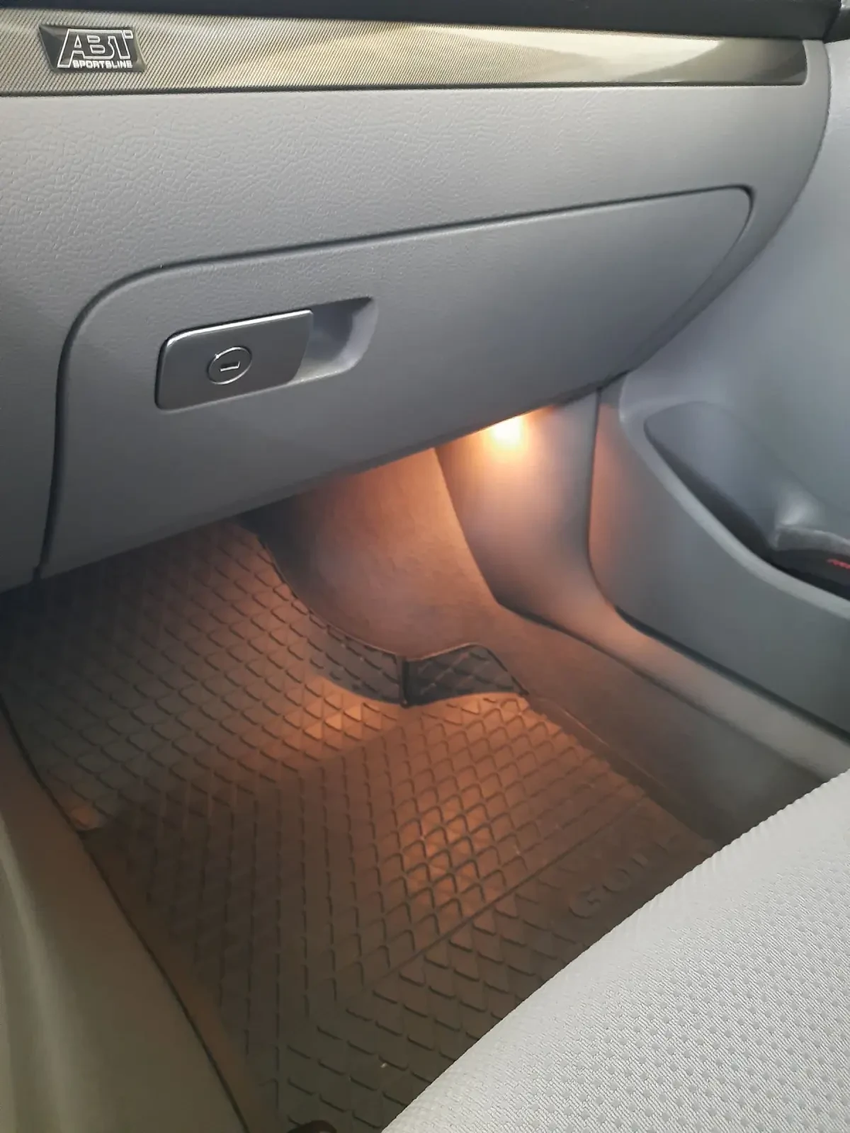 VW Golf 5, снимка 12 - Автомобили и джипове - 55063570