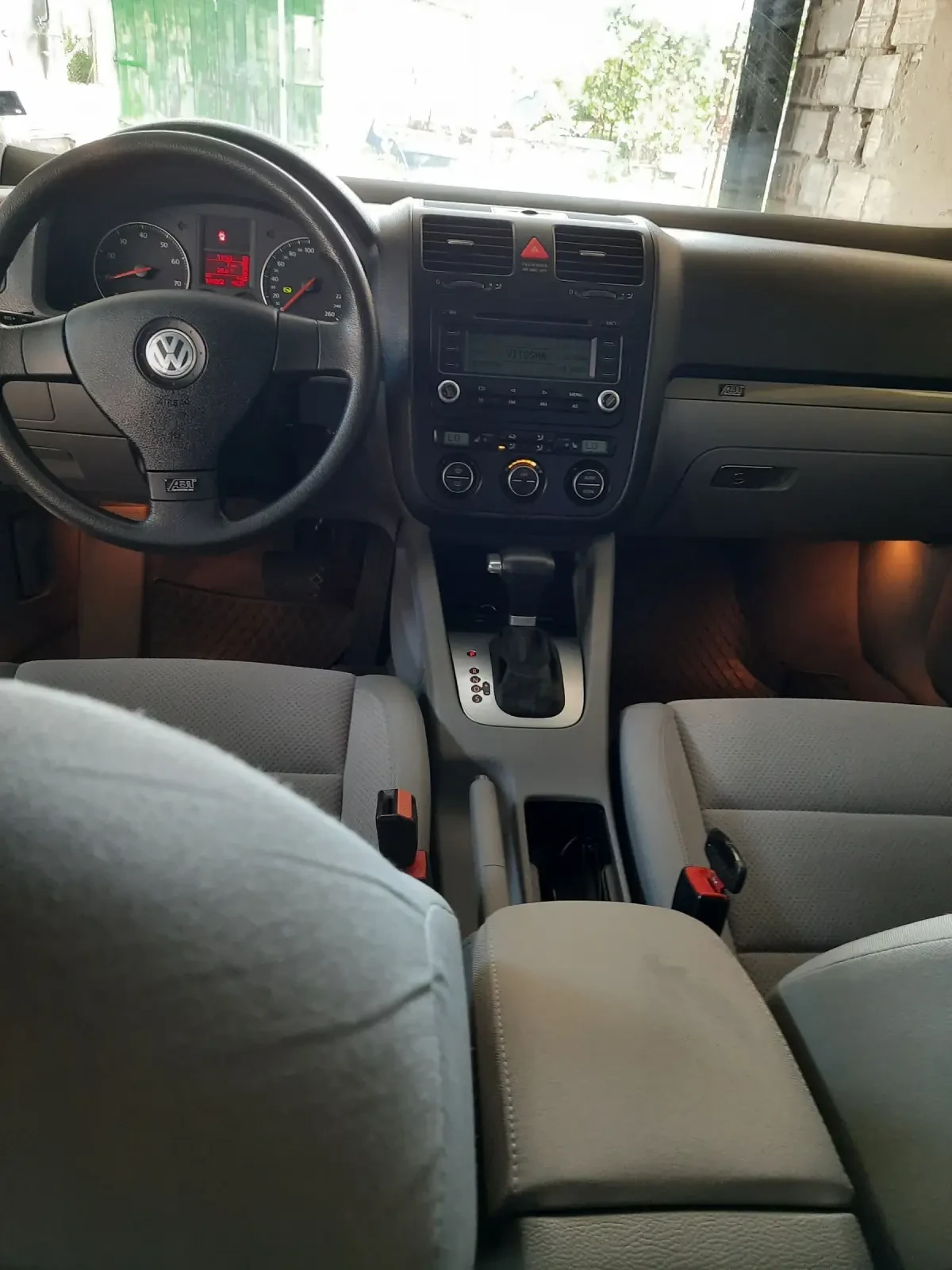 VW Golf 5, снимка 14 - Автомобили и джипове - 55063570