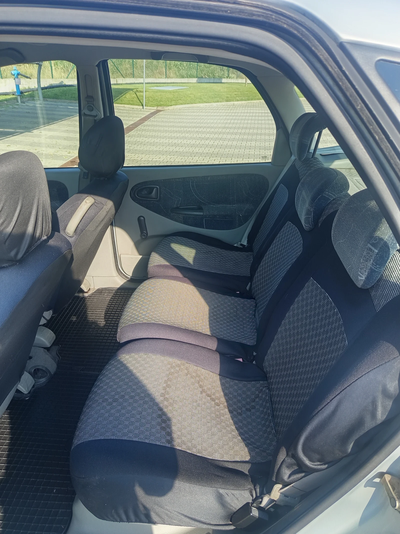 Renault Scenic, снимка 9 - Автомобили и джипове - 55122348