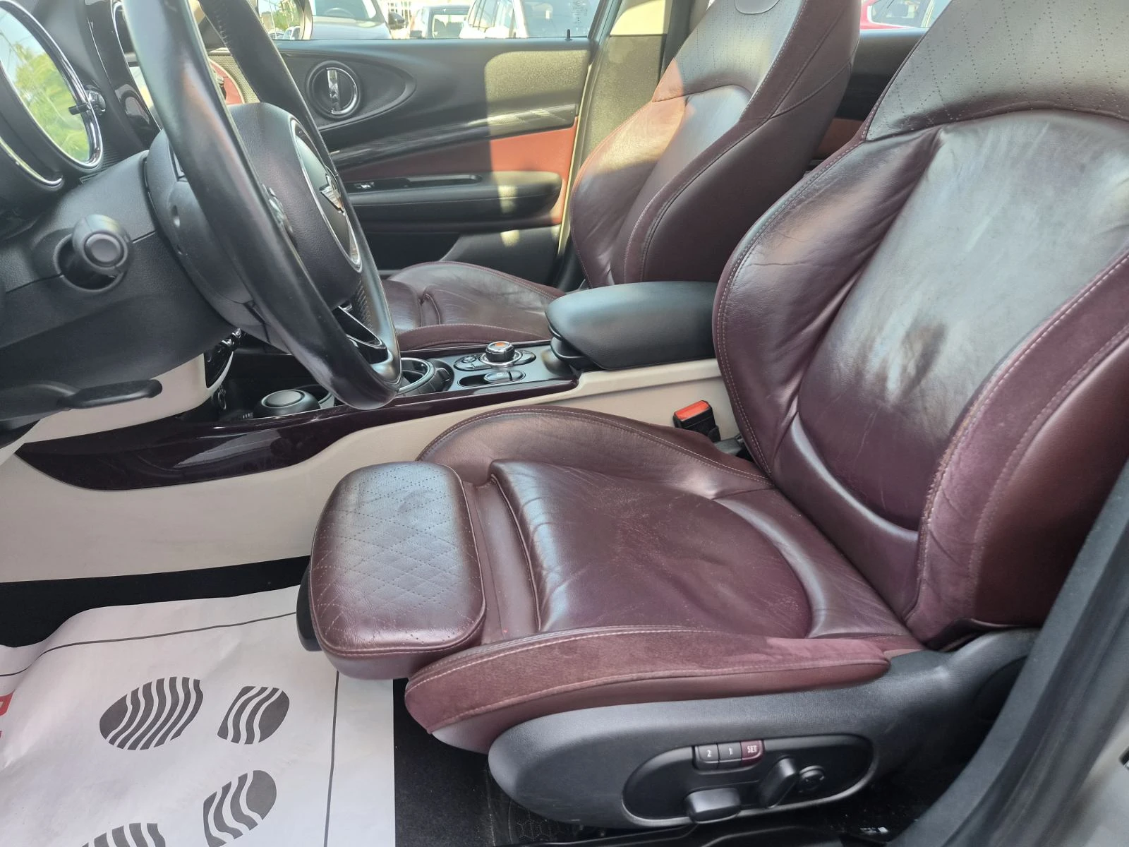 Mini Clubman 2.0D-AUTOMATIC-ESTATE-ПАНОРАМА-FULL, снимка 7 - Автомобили и джипове - 55365777