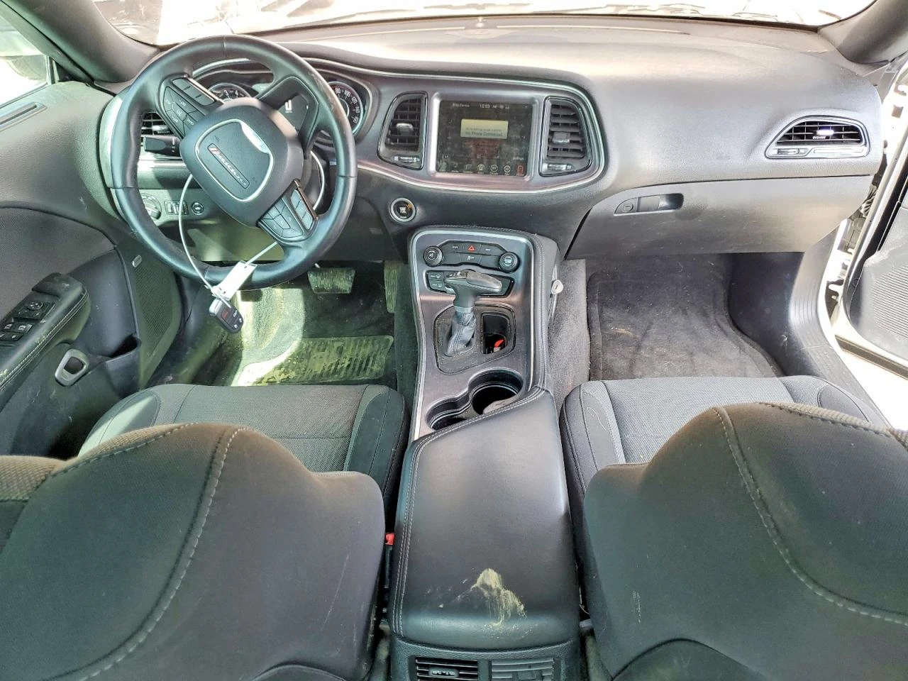 Dodge Challenger 5.7l Sxt, снимка 8 - Автомобили и джипове - 55464566
