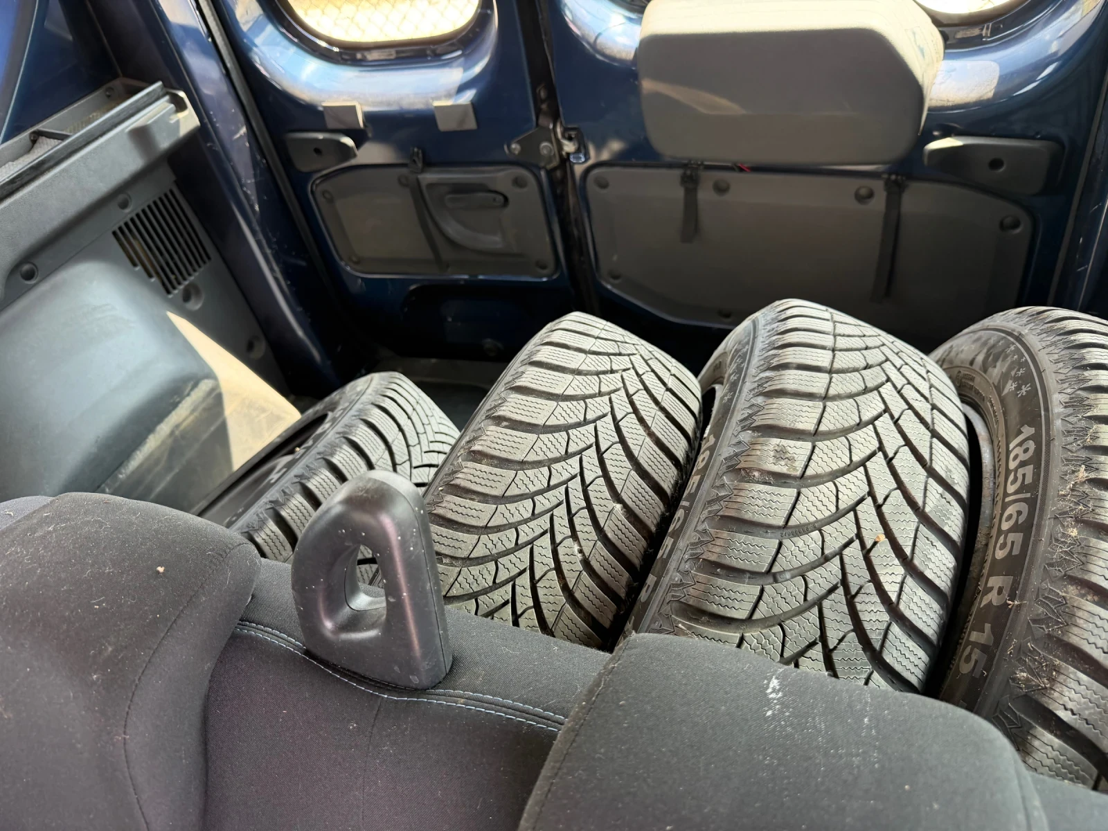 Dacia Dokker 1.2/115кс STEPWAY 123000км Сервизни документи , снимка 9 - Автомобили и джипове - 55605035