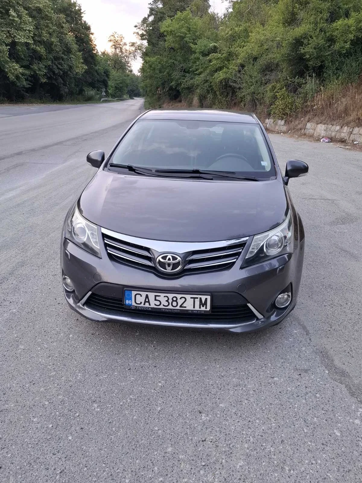 Toyota Avensis 2.2 , снимка 2 - Автомобили и джипове - 56015642