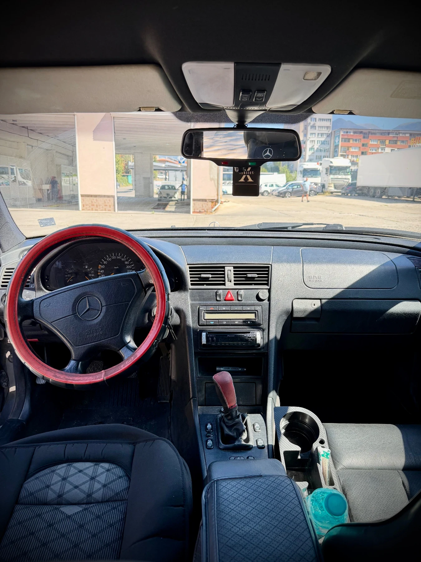 Mercedes-Benz C 200, снимка 8 - Автомобили и джипове - 56148898