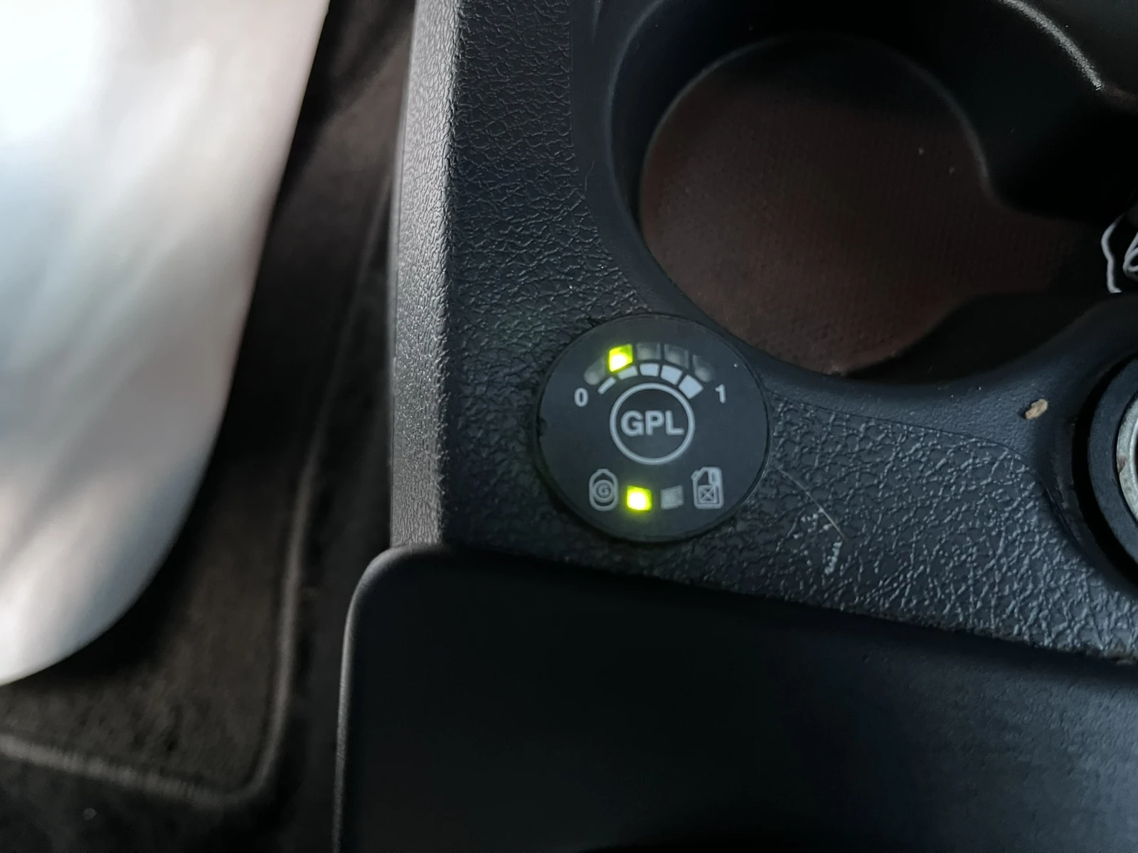 Dacia Dokker N1 1.6 SCe 110 �.�. ECO-G �������� ���  | Mobile.bg � ����������� 13