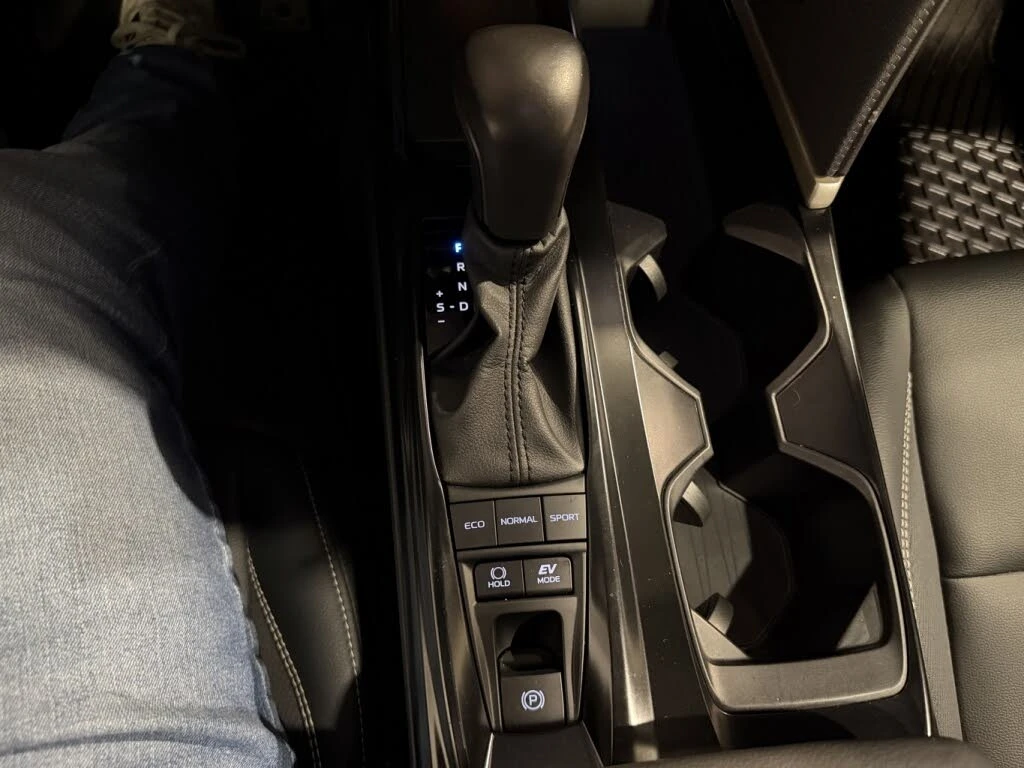 Toyota Camry XSE HYBRID 2026 TO� | Mobile.bg � ����������� 14