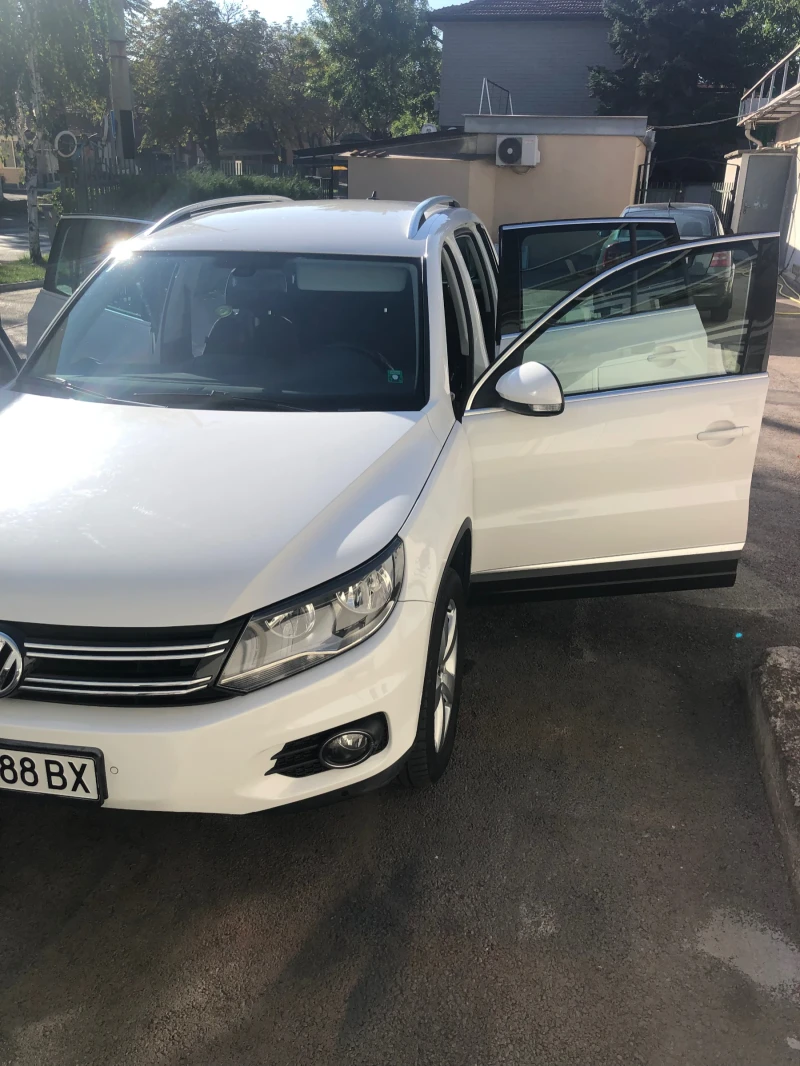 VW Tiguan 2.0 TDI, снимка 1 - Автомобили и джипове - 47071566