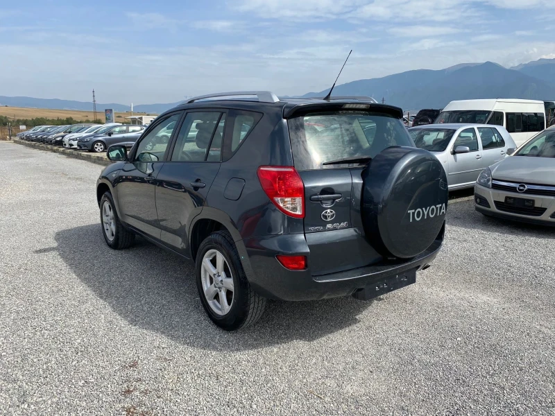 Toyota Rav4 2.0d4d, снимка 6 - Автомобили и джипове - 47613184