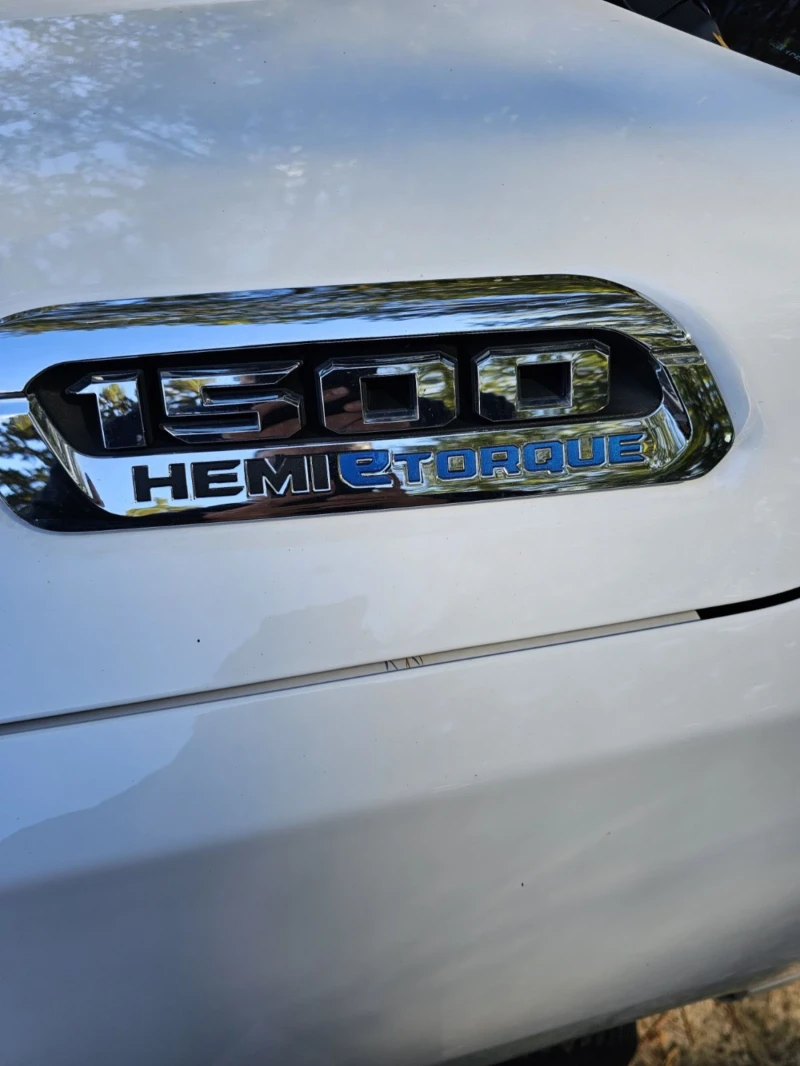 Dodge RAM 1500 Laramie 5.7 V8 eTorque , снимка 7 - Автомобили и джипове - 52337981
