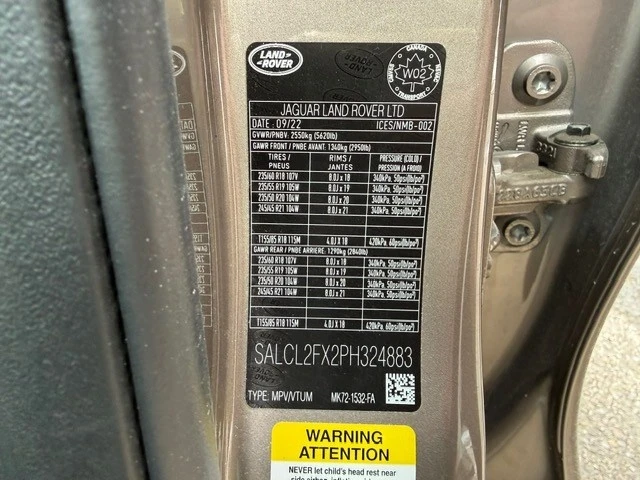 Land Rover Discovery Sport * R Dynamic SE * CARFAX * БЕЗ ПЪРВОНАЧАЛНА ВНОСКА, снимка 11 - Автомобили и джипове - 53076167