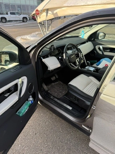 Land Rover Discovery Sport * R Dynamic SE * CARFAX * БЕЗ ПЪРВОНАЧАЛНА ВНОСКА, снимка 5 - Автомобили и джипове - 53076167