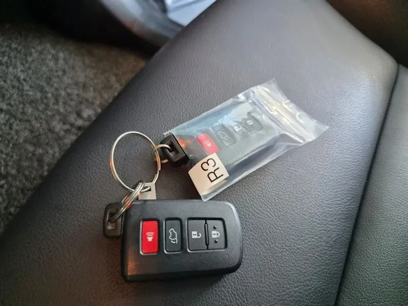 Toyota Rav4  2.5 4WD HYBRID, снимка 14 - Автомобили и джипове - 55279064