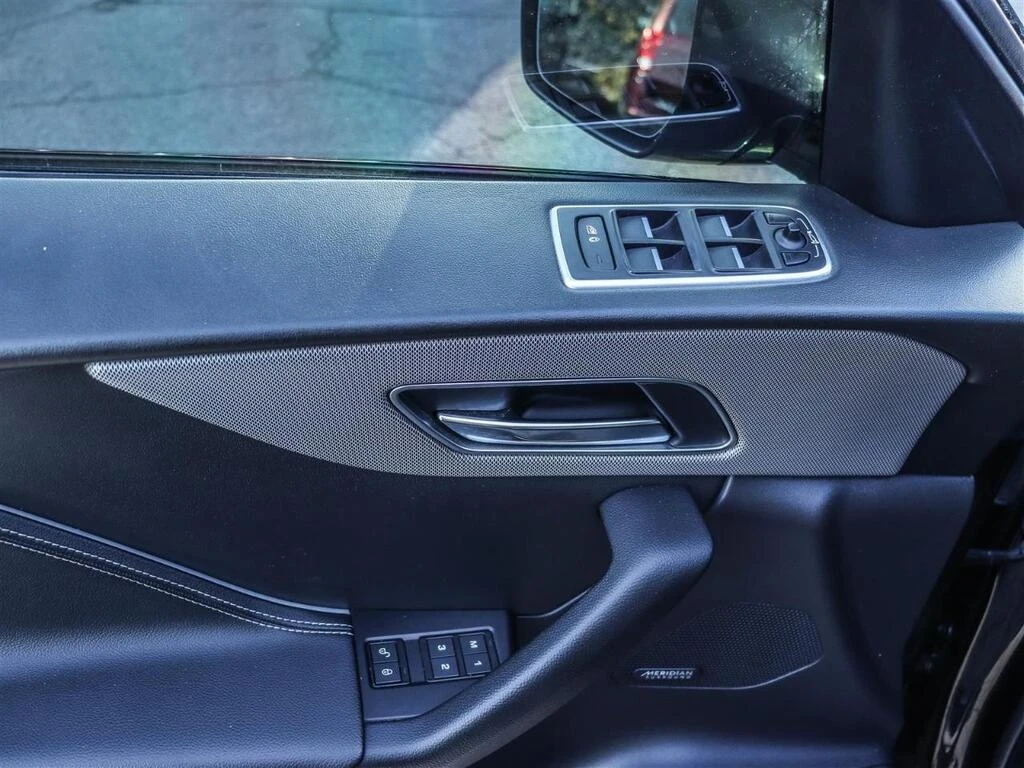 Jaguar F-PACE * S | AWD | SUPERCHARGED | PANO ROOF | MERIDIAN |  | Mobile.bg � ����������� 16