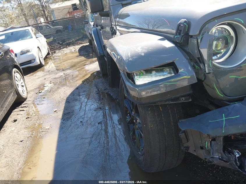 Jeep Wrangler 2.0l 4Xe Sahara 4X4, снимка 6 - Автомобили и джипове - 54318399