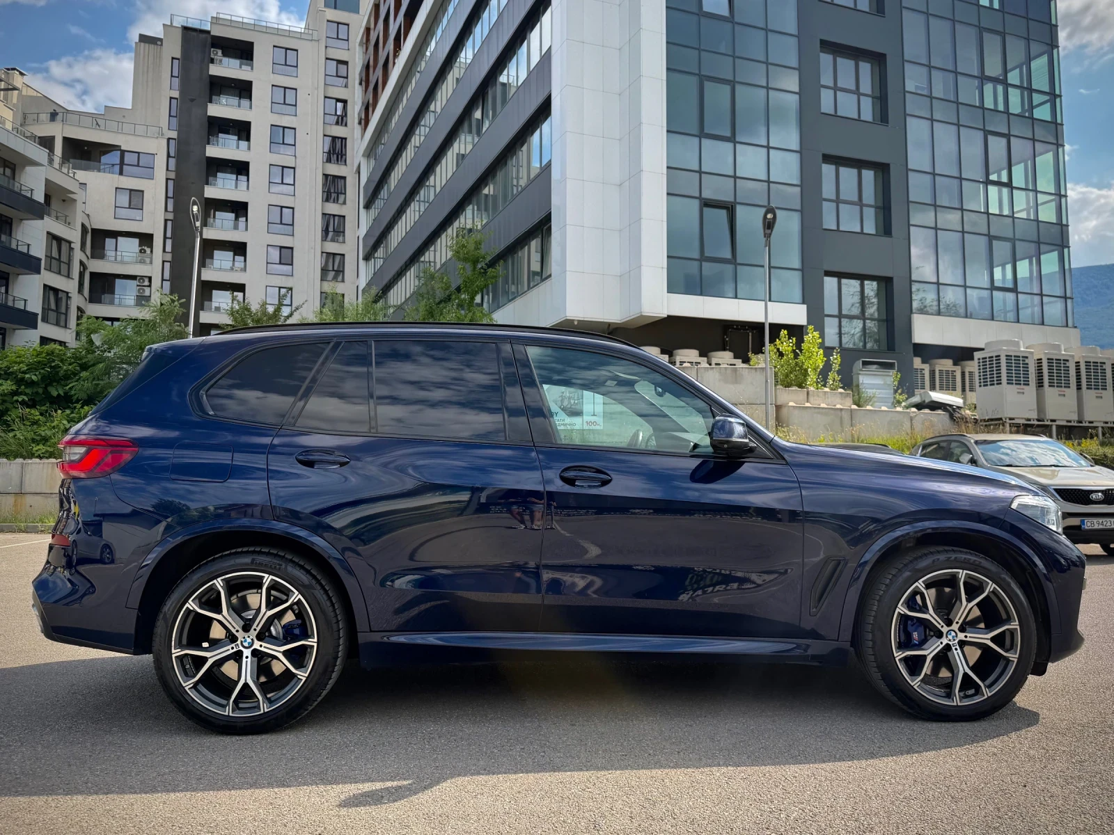 BMW X5 xDrive40i M-Pack / ПЪЛНА ИСТОРИЯ / КАСКО, снимка 6 - Автомобили и джипове - 54416847