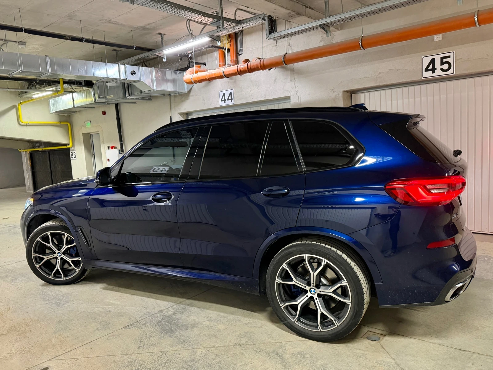 BMW X5 xDrive40i M-Pack / ПЪЛНА ИСТОРИЯ / КАСКО, снимка 4 - Автомобили и джипове - 54416847